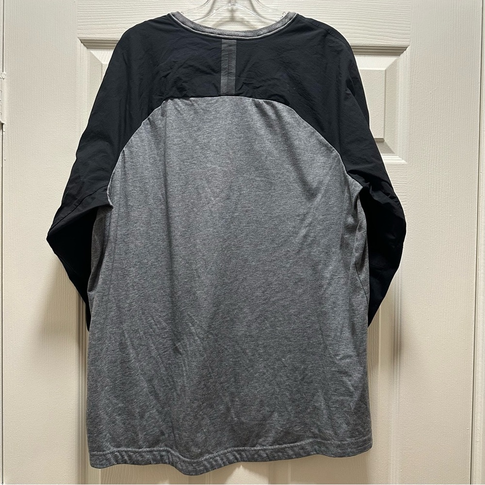 Nike Tee - Picture 5 of 5